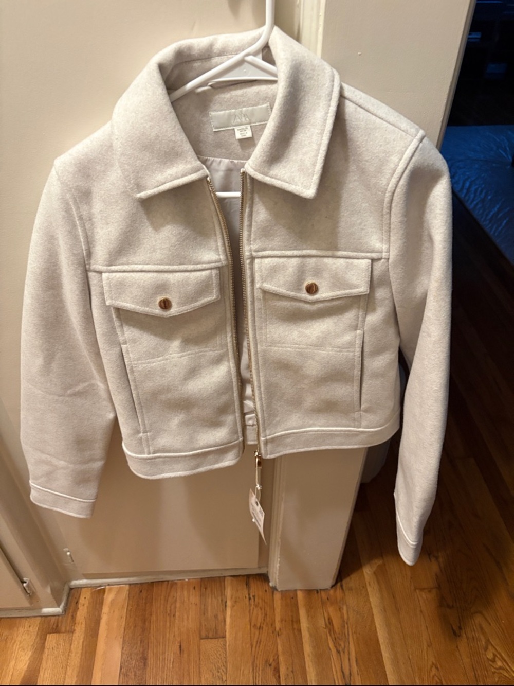 Zara Cream Cropped Trench-Style Jacket never used